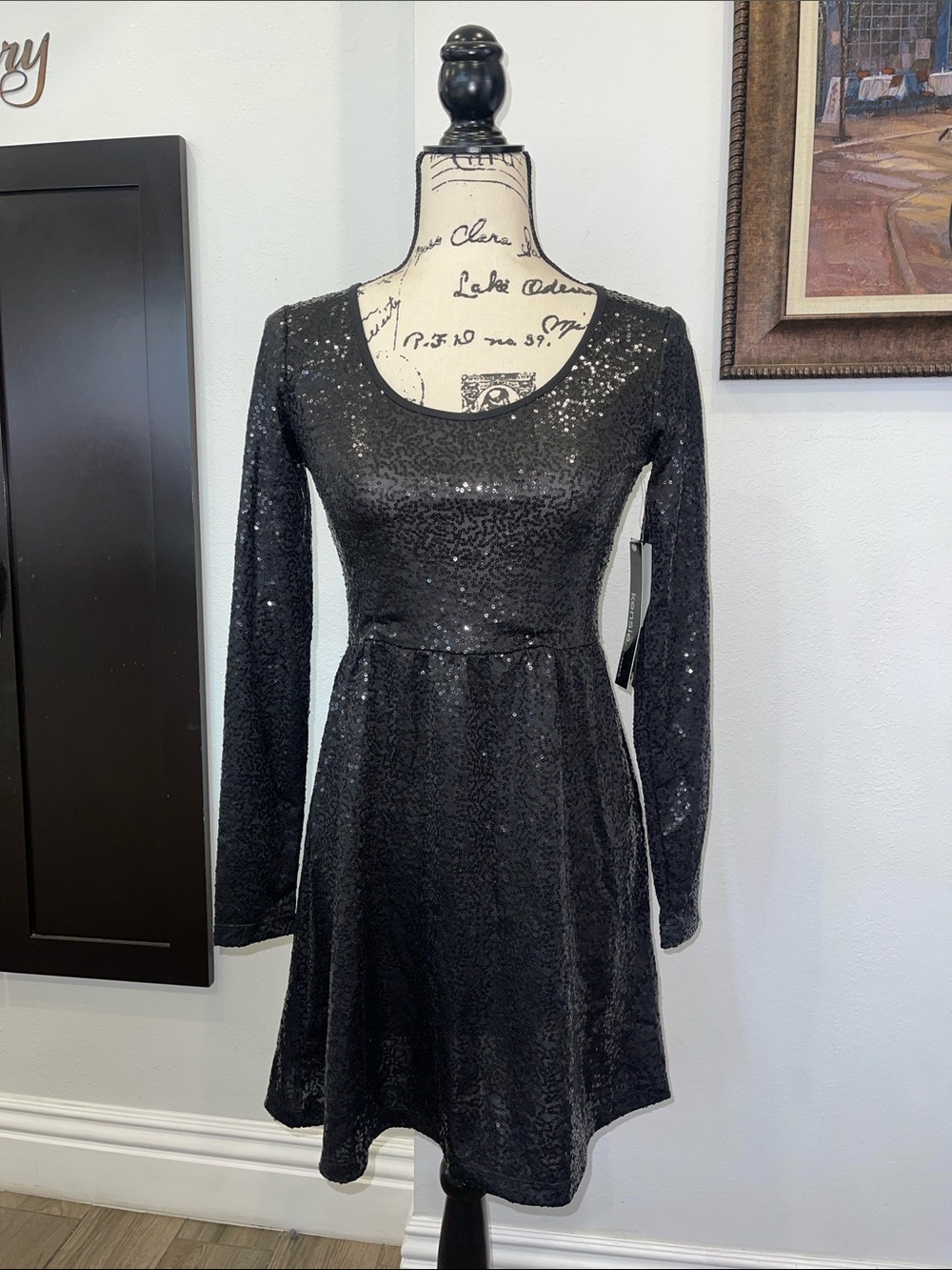 New! ✨ “Kensie” Women’s Black Sequin Night Dress 👗- Size X-Small